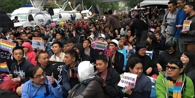华人城，网络时代的文化屏障与图片防屏蔽探索