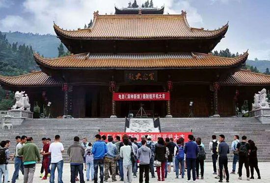 探索黄大仙文化，精选三肖的神秘与智慧