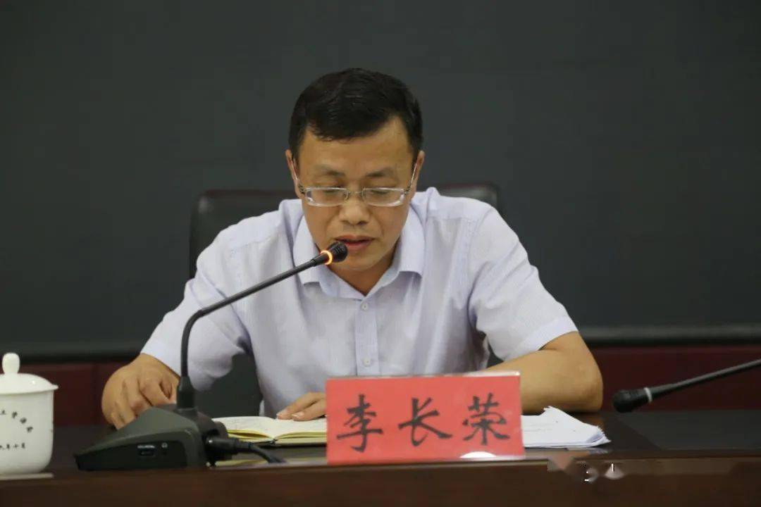免费下载204年新澳资料大全正版资源，助力学习与研究的宝贵指南
