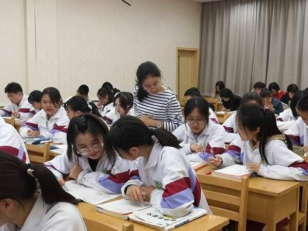 探索12选五任二中的遗漏现象,概率与策略的交织